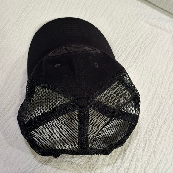 San Francisco 49ers Hat One Size Fanatics NFL Pro Line Mesh Snapback Blk On Blk - Picture 3 of 4